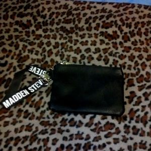 Wristlet